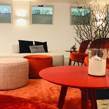 Mia Hotel