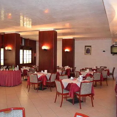 Mia Hotel 3*